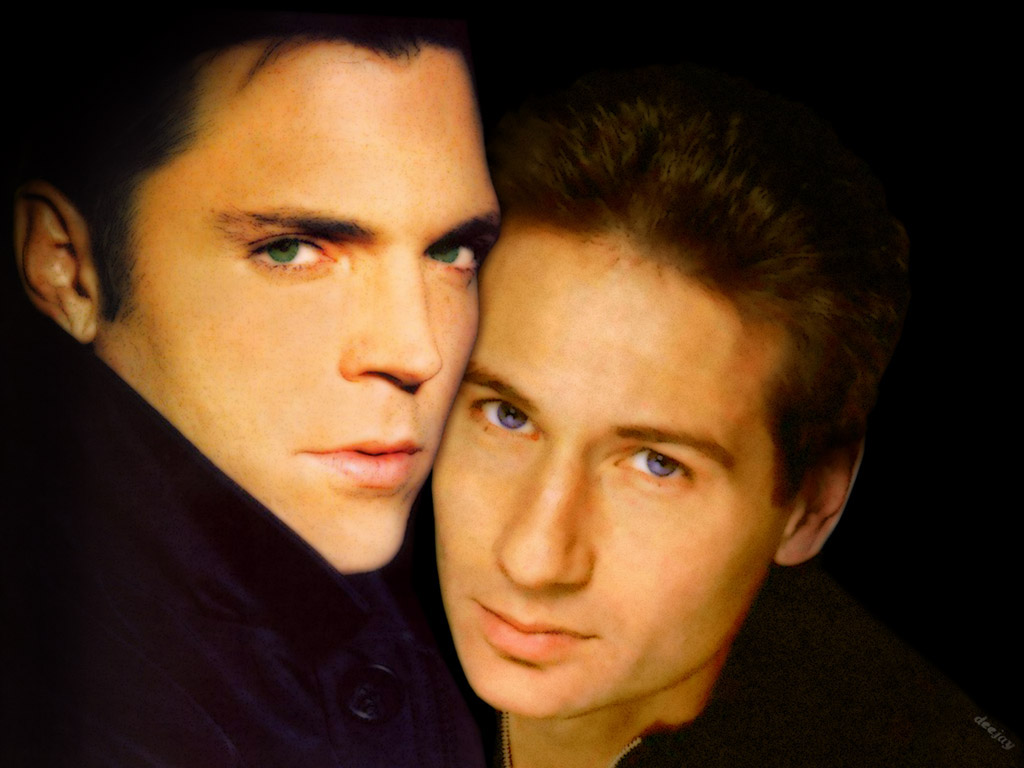  Cheek to Cheek - Mulder-Krycek by deejay
Keywords: xfiles_art;xfiles_wpr
