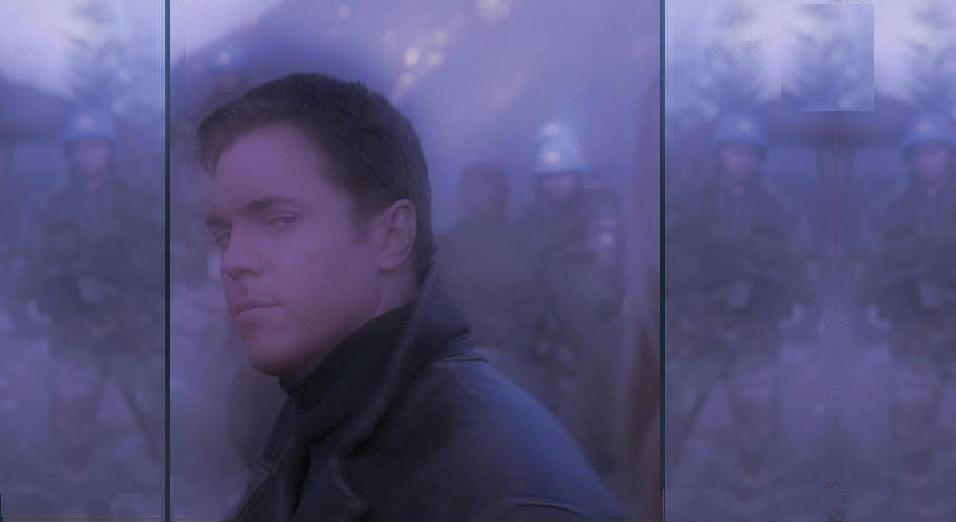 Alex at War
Keywords: xfiles_art