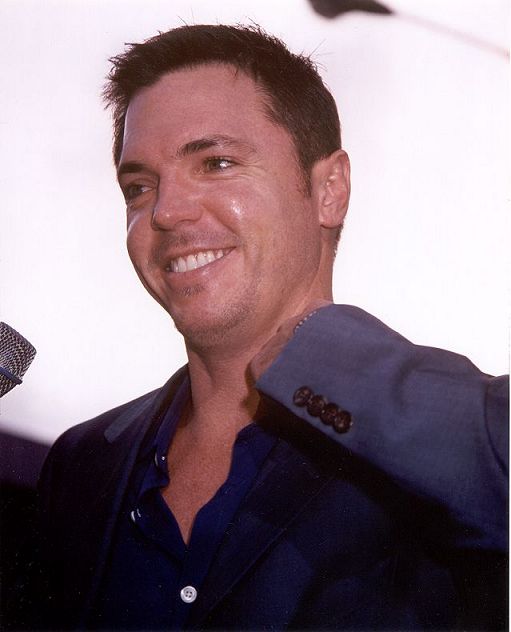 Nick Lea Candid 023 - Al Ortega
