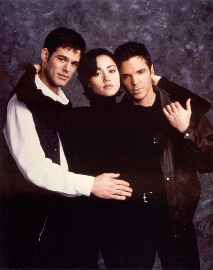 Keywords: once_a_thief_img;stills