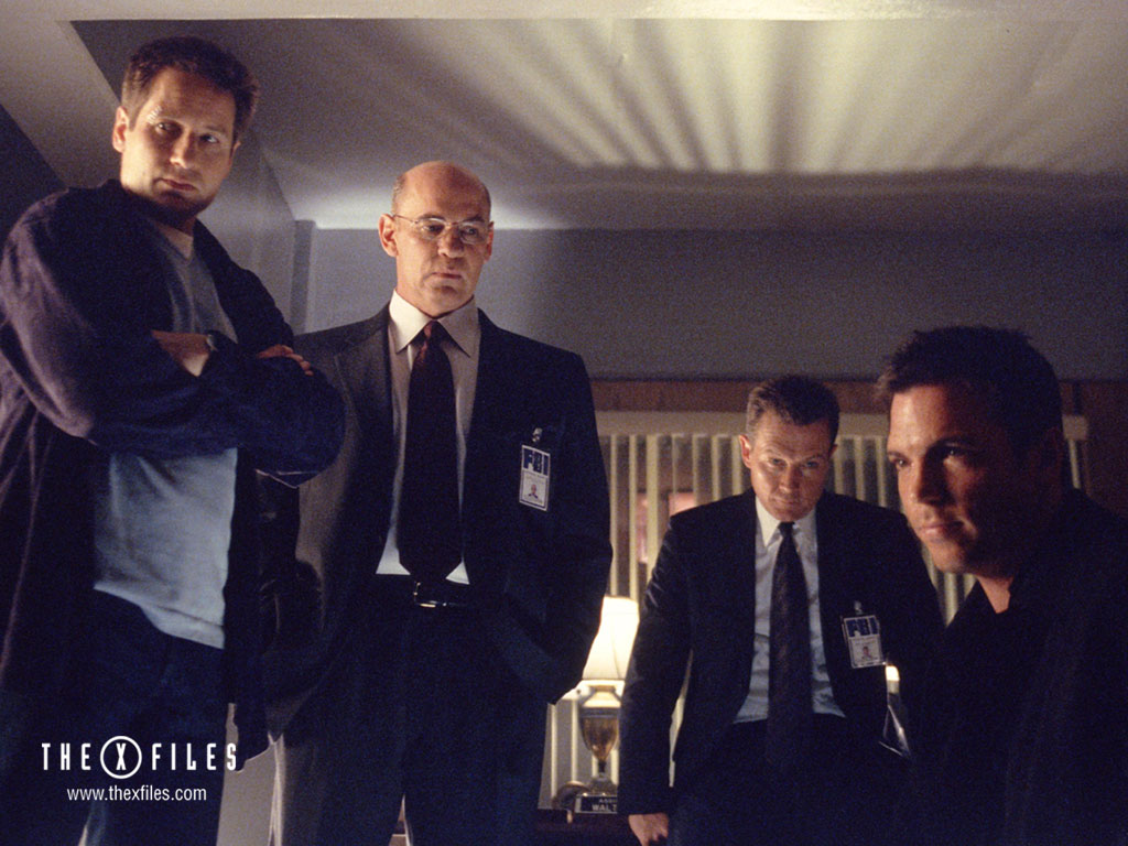 Requiem
Keywords: xfiles_img;stills